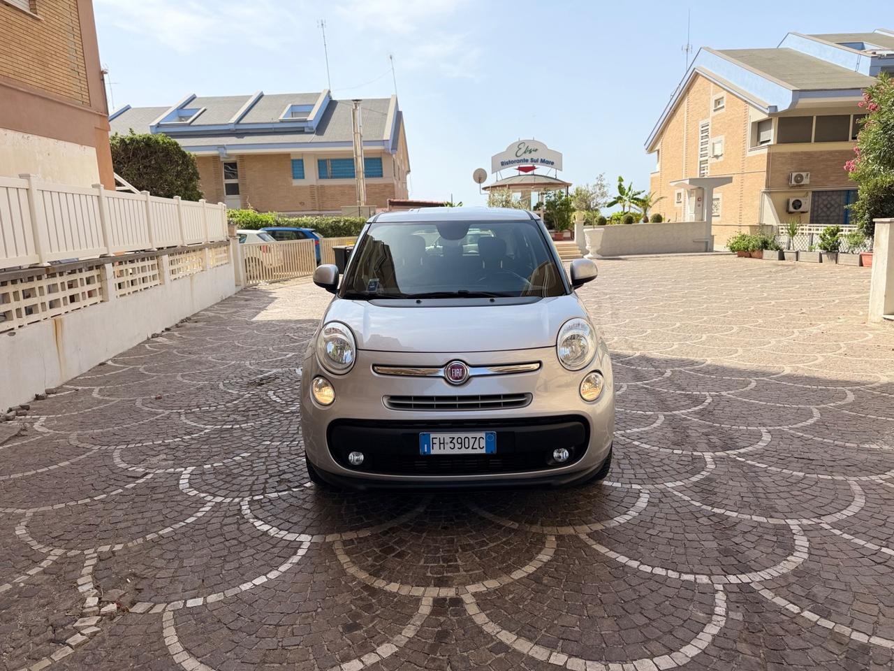 Fiat 500L 0.9 TwinAir Turbo Natural Power Mirror