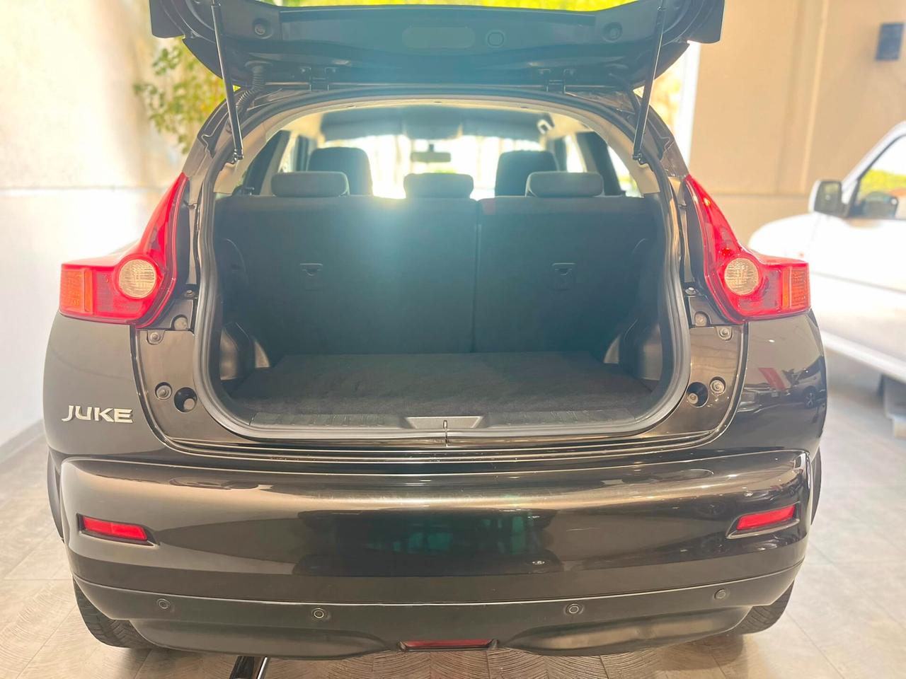 NISSAN JUKE 1.6 2011 75MILA KM UNICOPRO