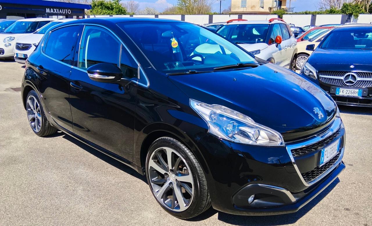 Peugeot 208 HDi Allure NAVI/CAMER/CROMO
