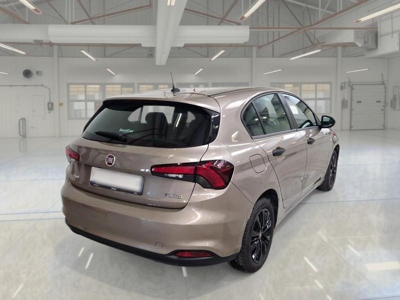 FIAT TIPO 1.3 MJT 95 CV 5M SES STREET 5 PORTE BERLINA
