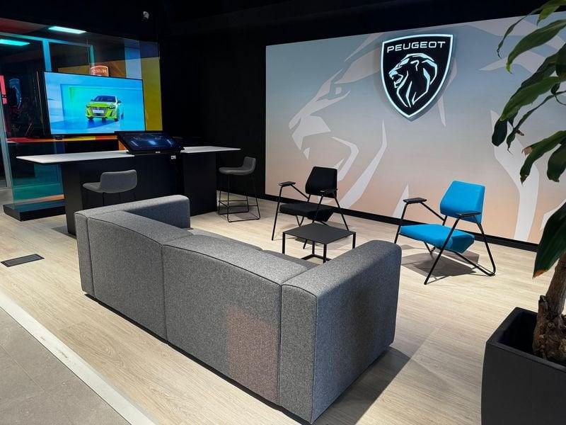 Peugeot 5008 Hybrid 145 e-DCS6 GT