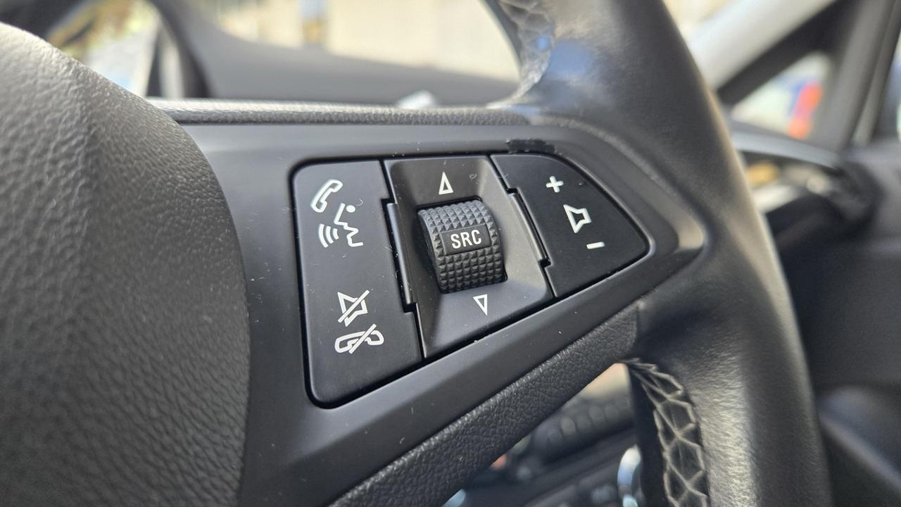 Opel Corsa 1.4 90CV GPL Tech 5 porte Cosmo