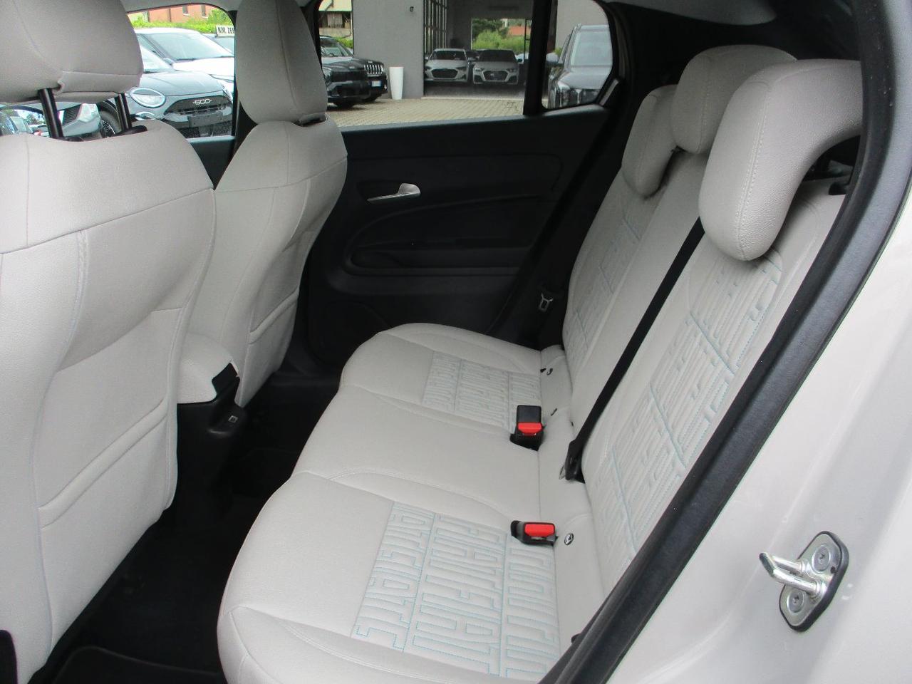 Fiat 600 Hybrid DCT MHEV LaPrima - FULL OPTIONAL