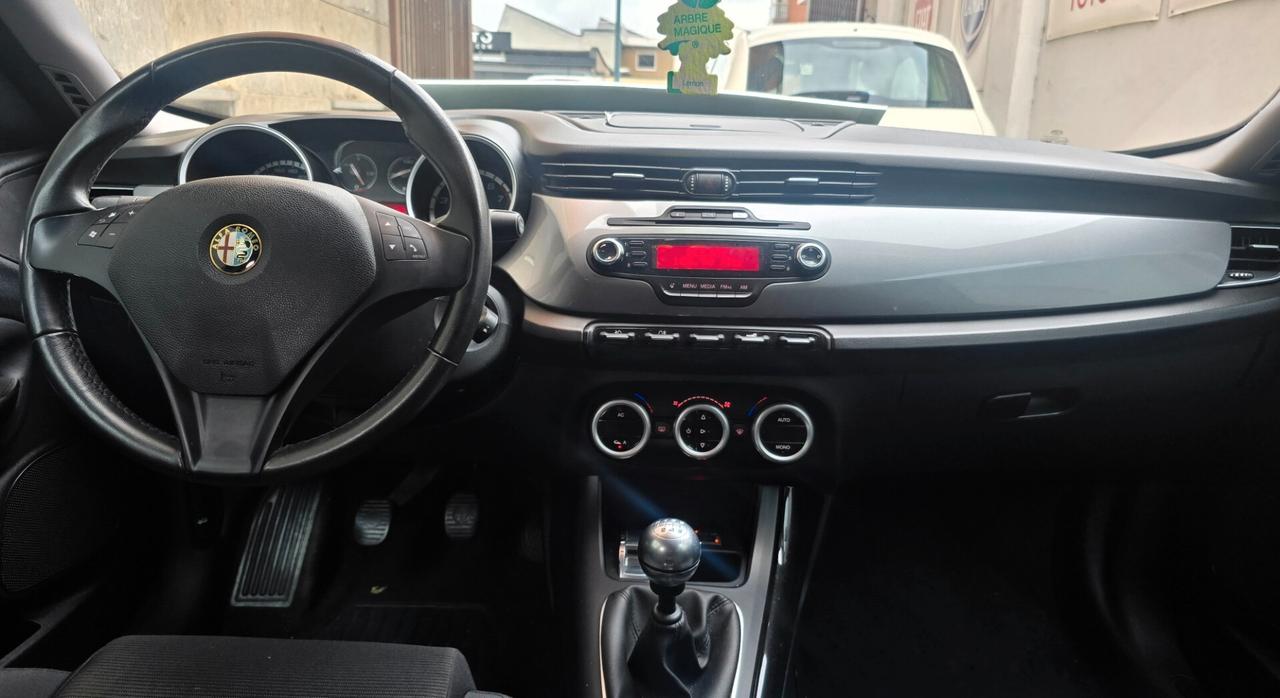 Alfa Romeo Giulietta 1.4 Turbo 120 CV GPL Distinctive