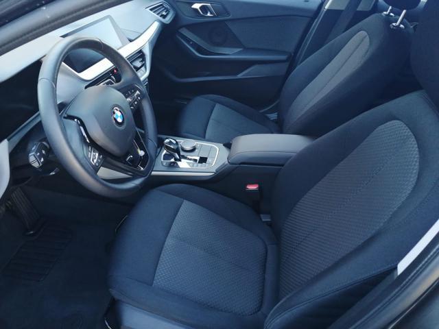 BMW 118 d 5p. Business Advantage