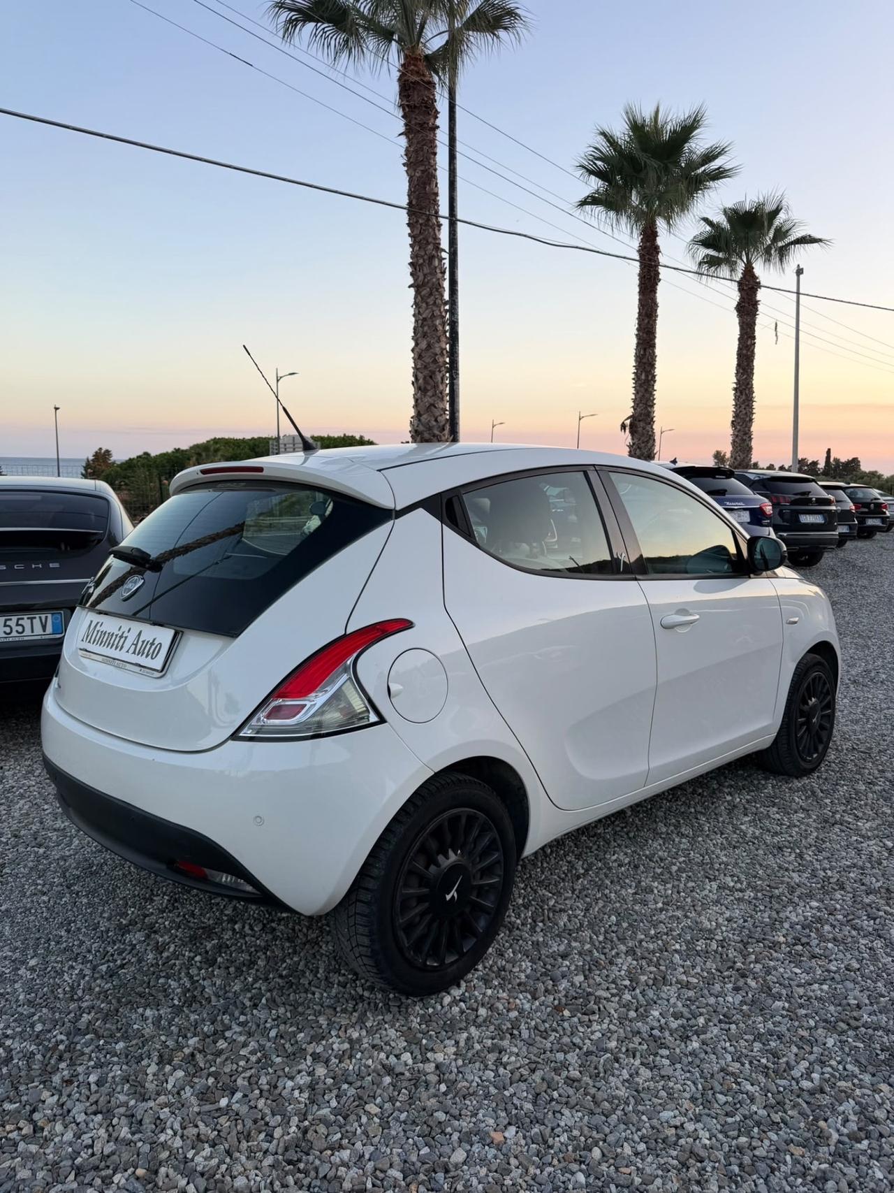 Lancia Ypsilon 1.3 MJT 16V 95 CV 5 porte S&S Gold