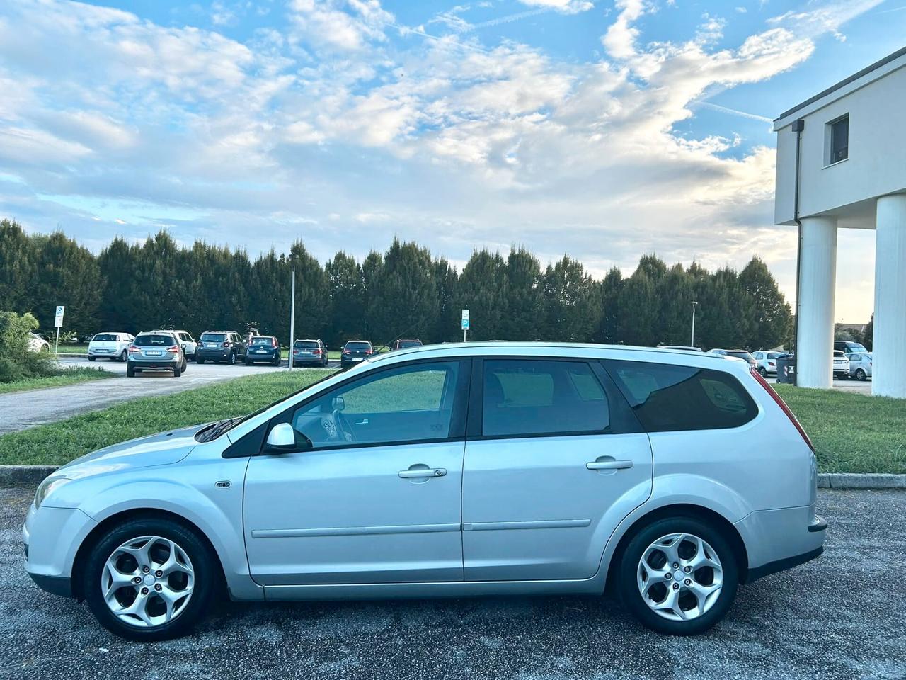 Ford Focus C-Max Focus+ 1.6 TDCi (90CV) S.W.