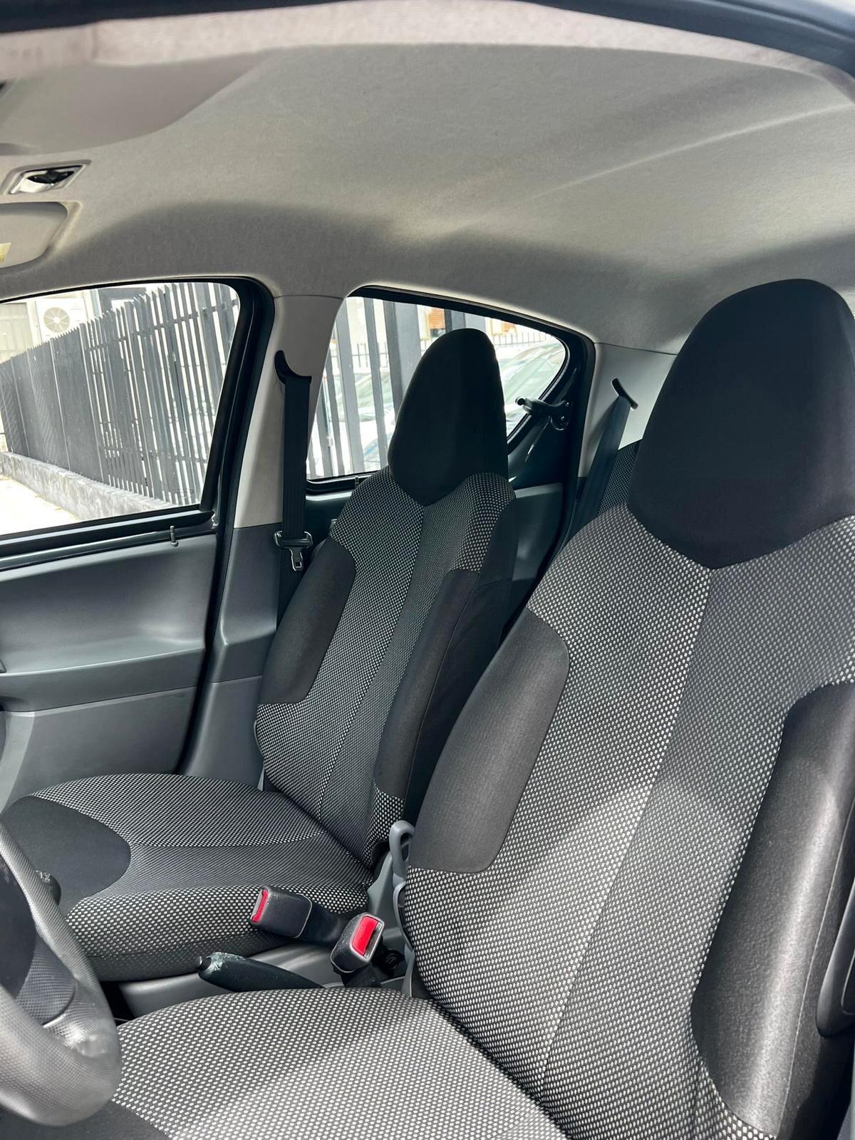 Toyota Aygo 1.0 12V VVT-i 5 porte
