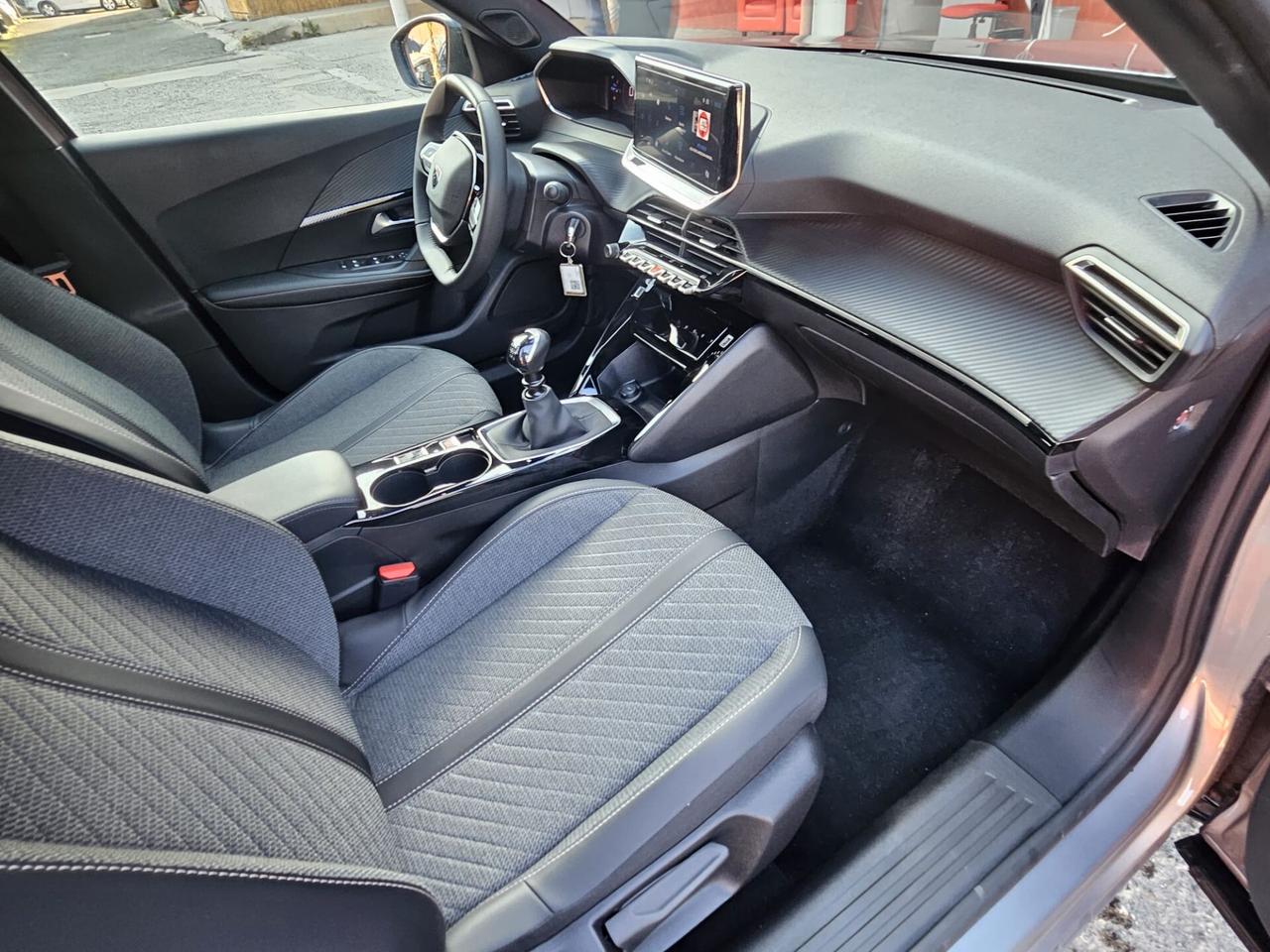 Peugeot 2008 PureTech 100 S&S Allure