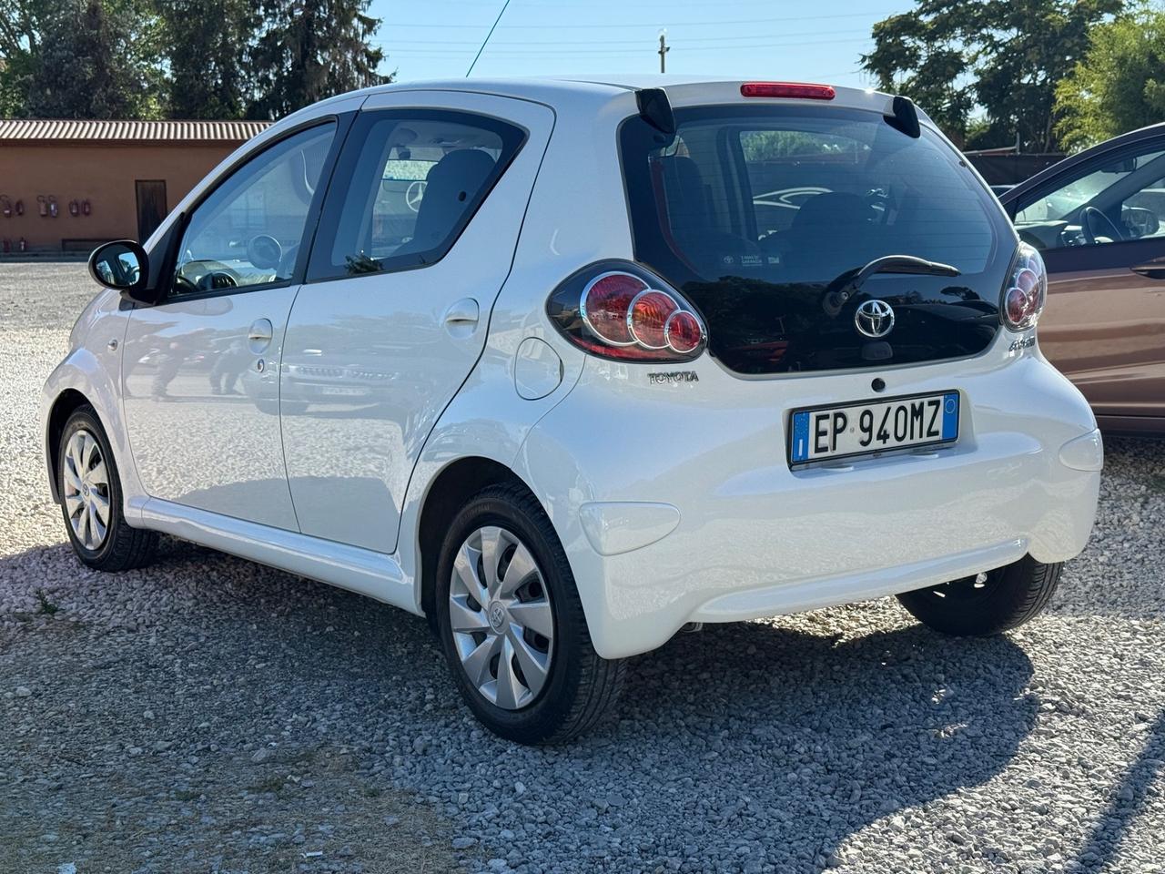 Toyota Aygo 1.0 12V VVT-i 5P Tobasco MMT