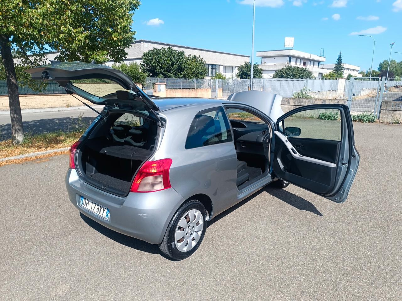 Toyota Yaris 1.0 3 porte SOLO 139.000 KM
