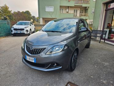 Lancia Ypsilon 1.0 FireFly 5 porte S&S Hybryd Gold