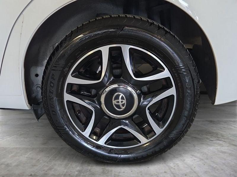 Toyota Yaris 3ª serie 1.0 5 porte Cool
