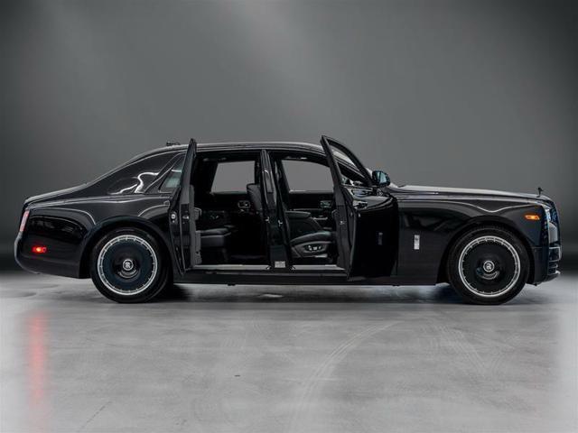 ROLLS-ROYCE Phantom PHANTOM SWB "BLACK DIAMOND" W12 563HP NEW CAR