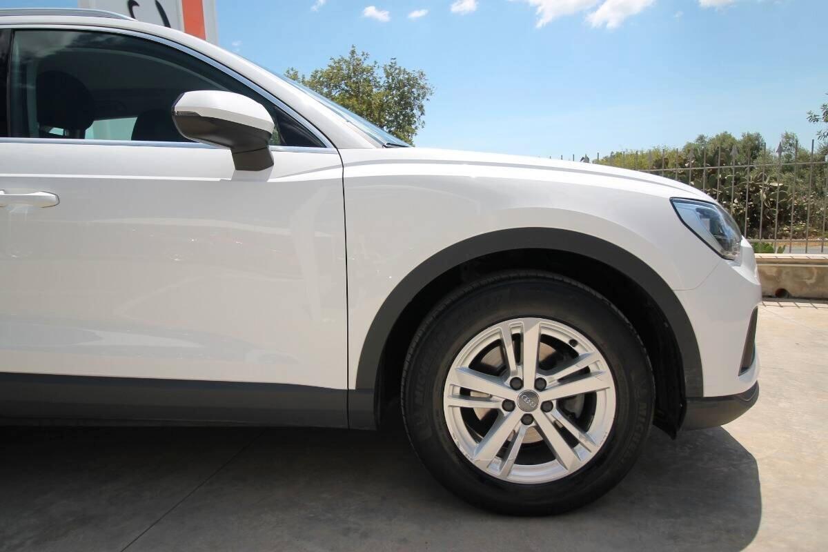 Audi Q3 35 TDI S tronic Business 150cv|12.2018