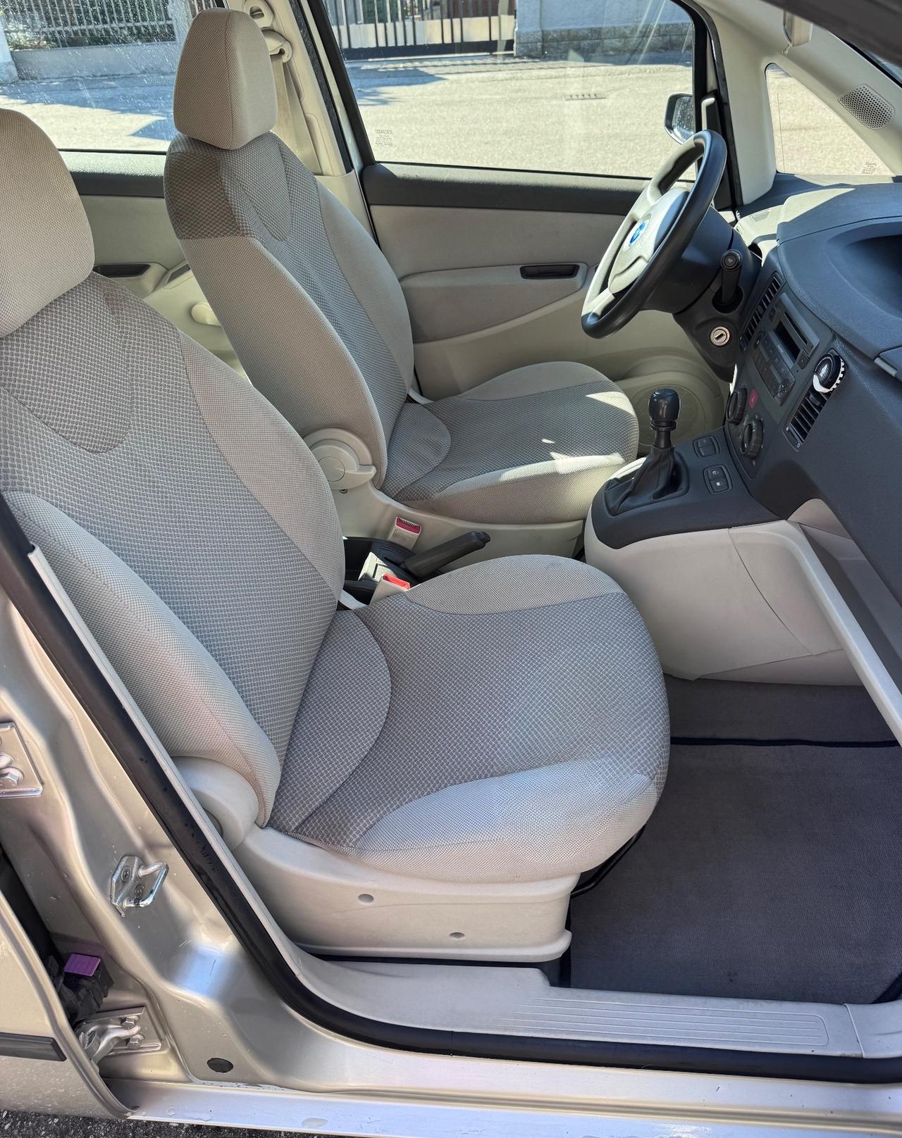 Fiat Idea 1.4 16V Active UNICO PROPRIETARIO!