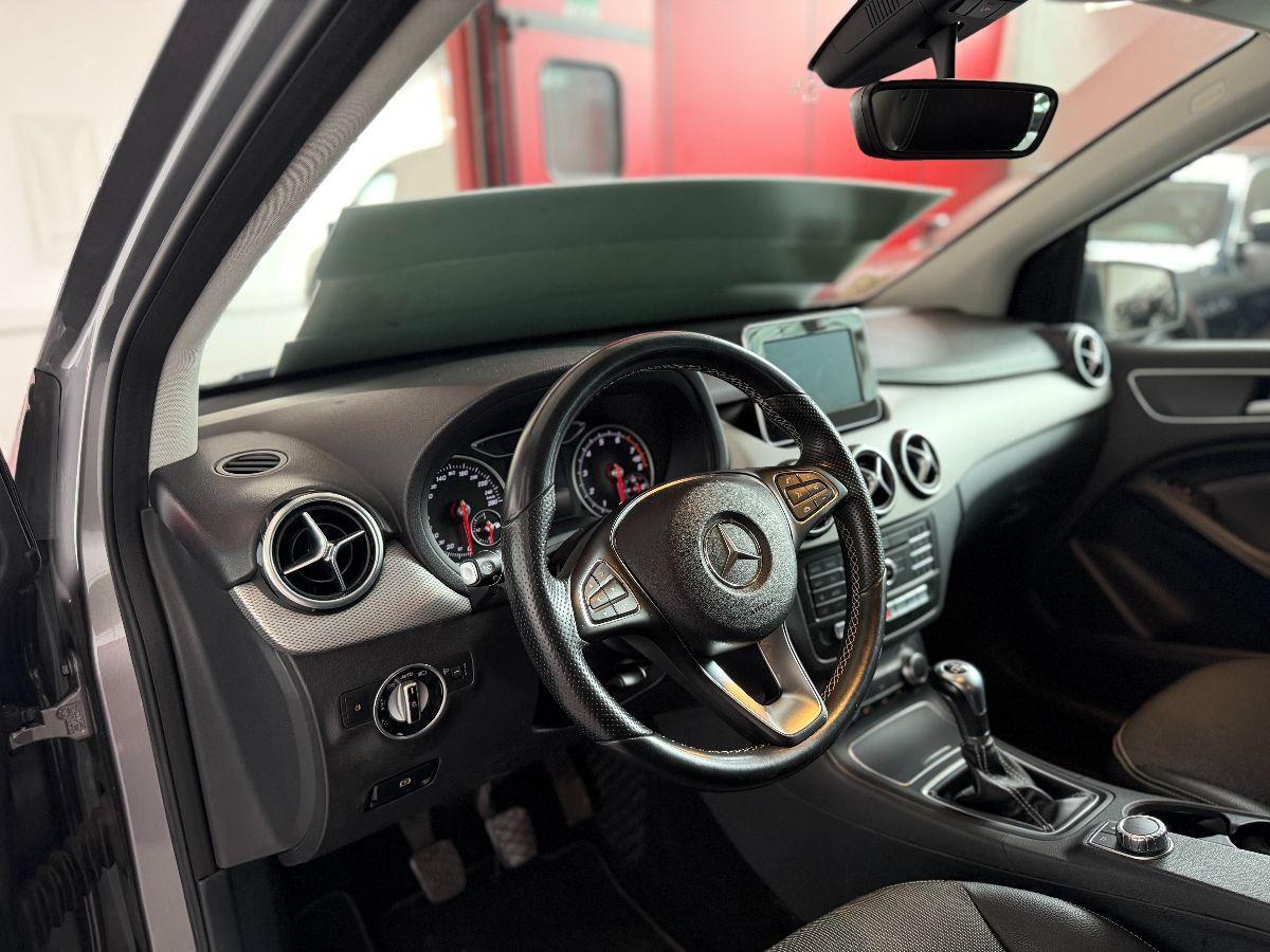 MERCEDES - Classe B - 180 Sport