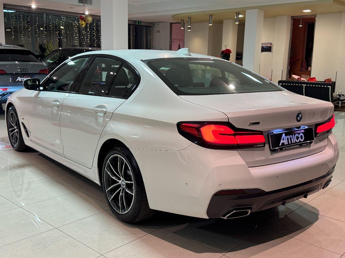 BMW Serie 5 520d xDrive Berlina Msport