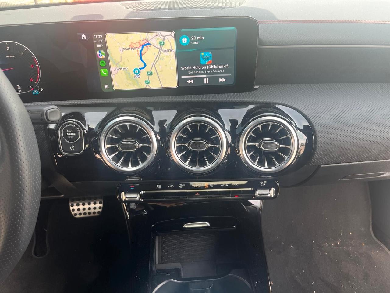 Mercedes-benz CLA 200 d Automatic AMG Line Premium Plus