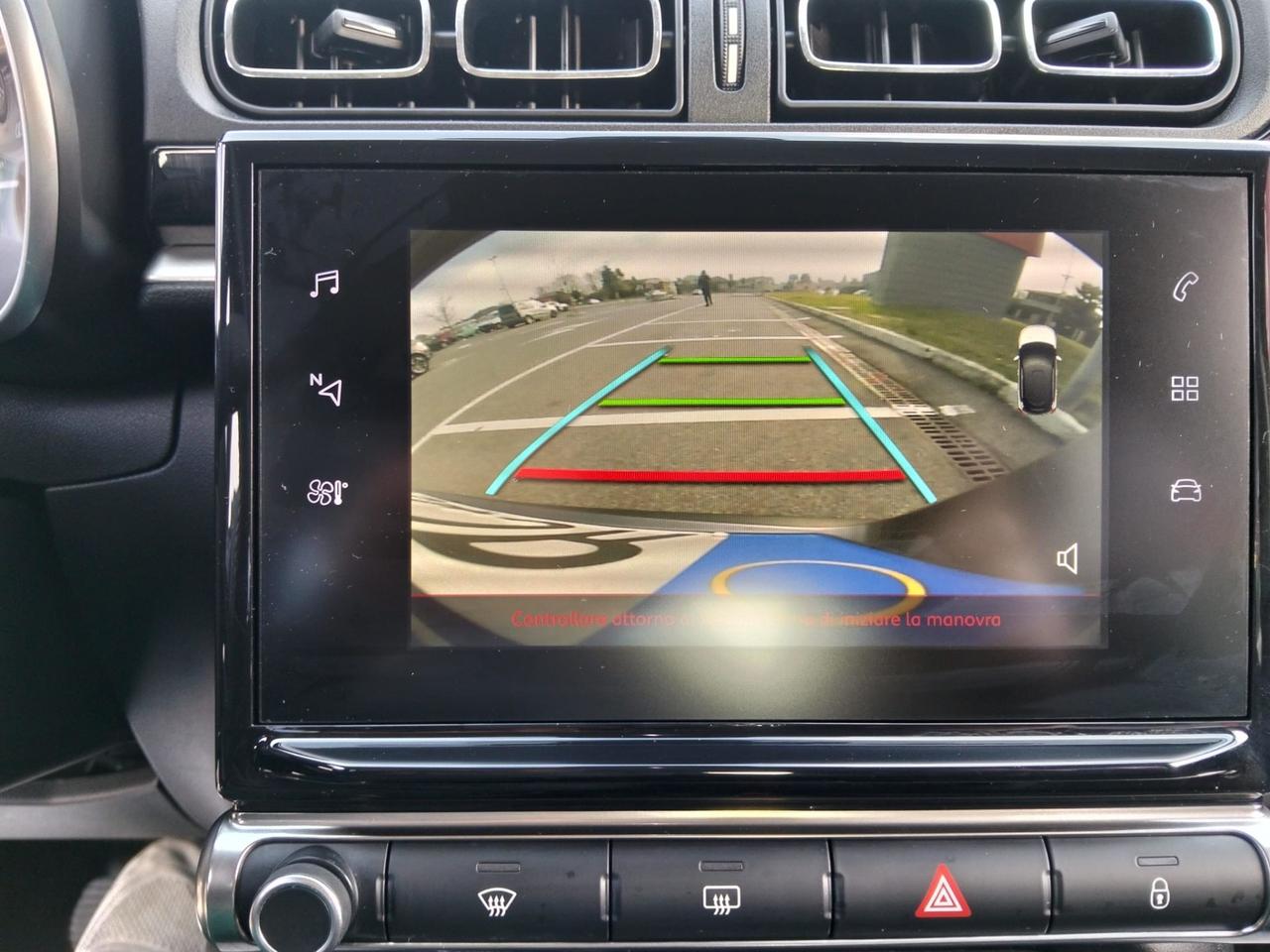 Citroen C3 PureTech 110 S&S EAT6 Shine*Navi*Camera