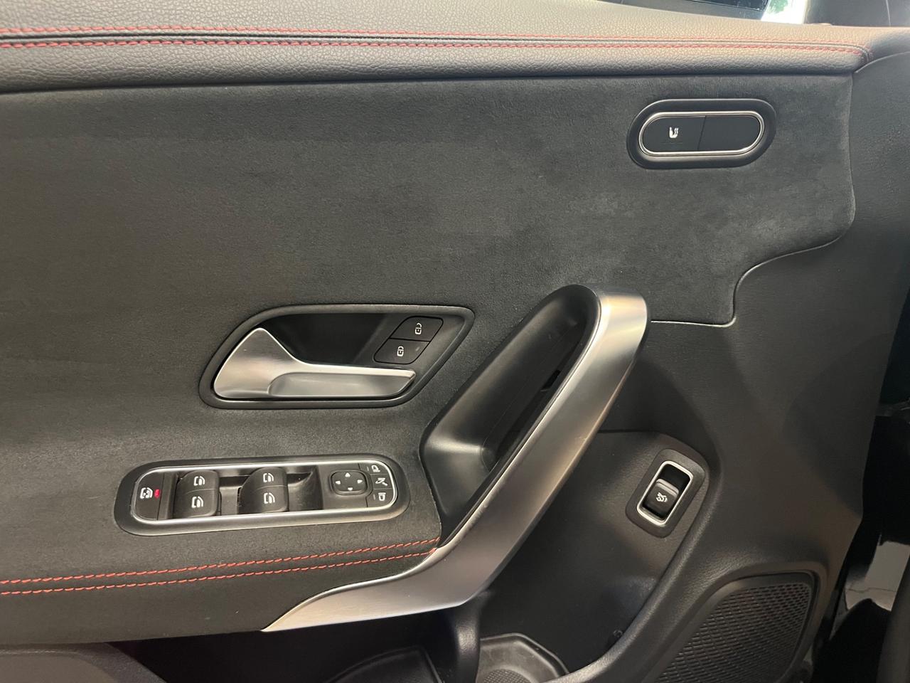 Mercedes CLA 200d Premium Plus Tetto/luci