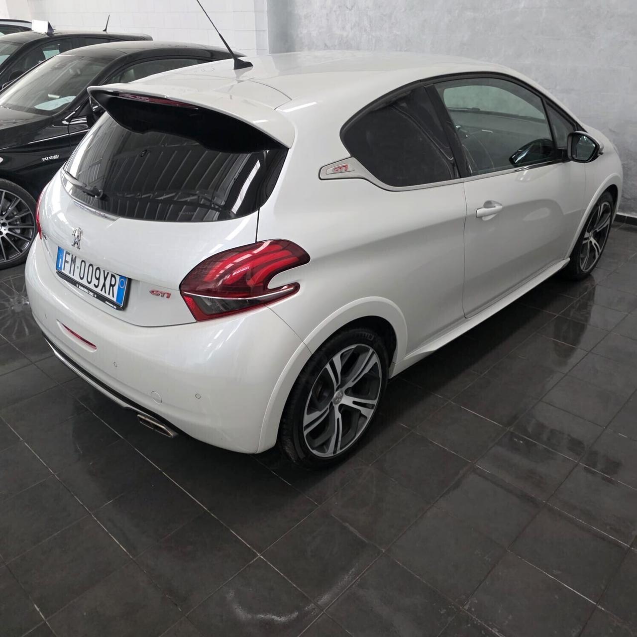 Peugeot 208 1.6 3 porte GTi
