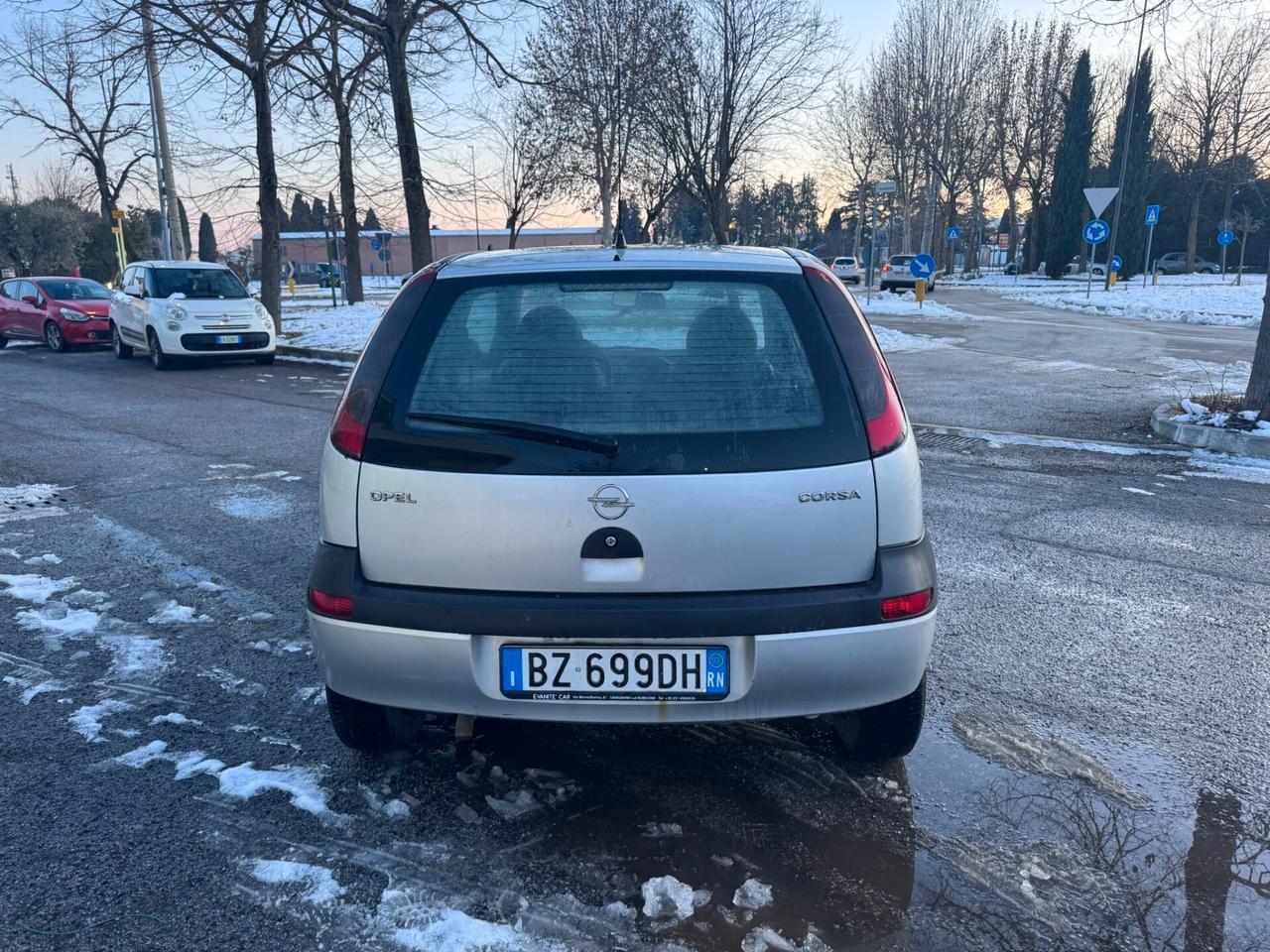 Opel Corsa 1.2i 16V cat 3 porte Comfort