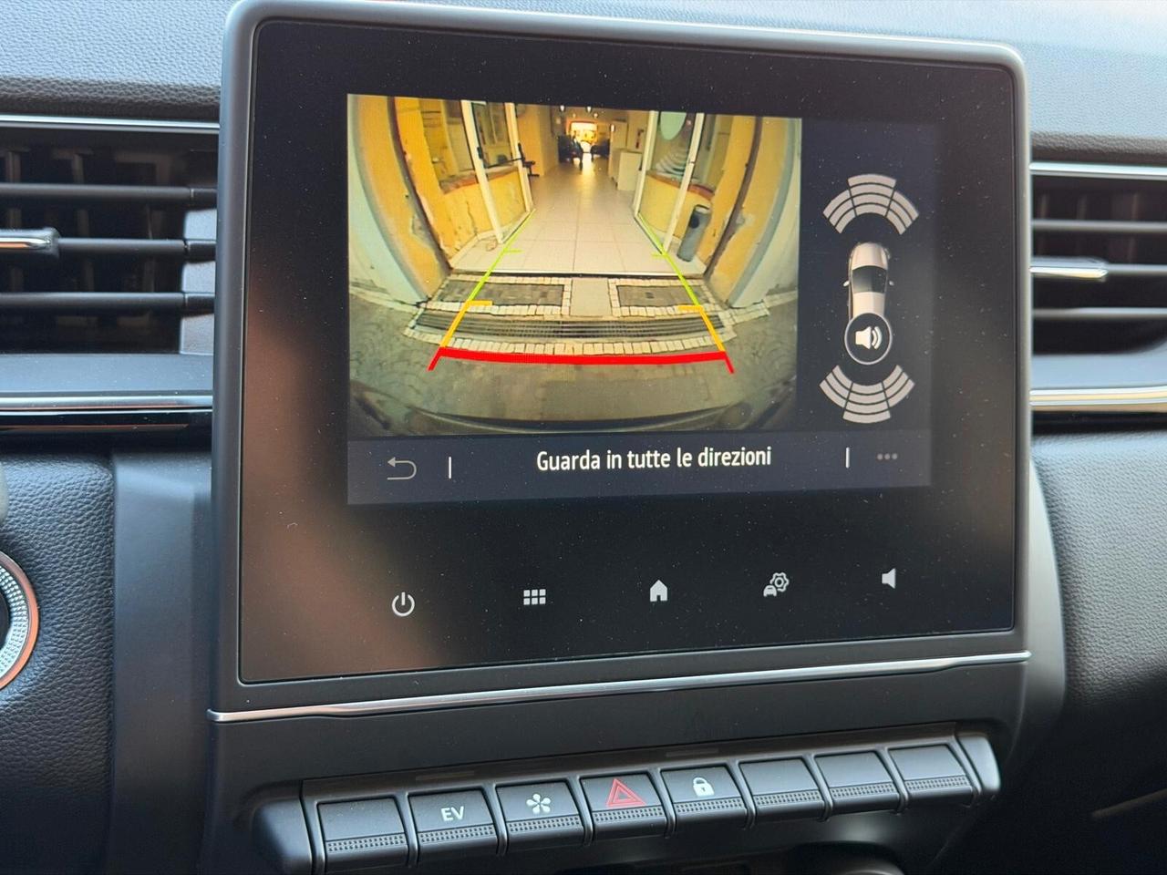 Renault Captur Full Hybrid 1.6 E-Tech 145 CV Rive Gauche