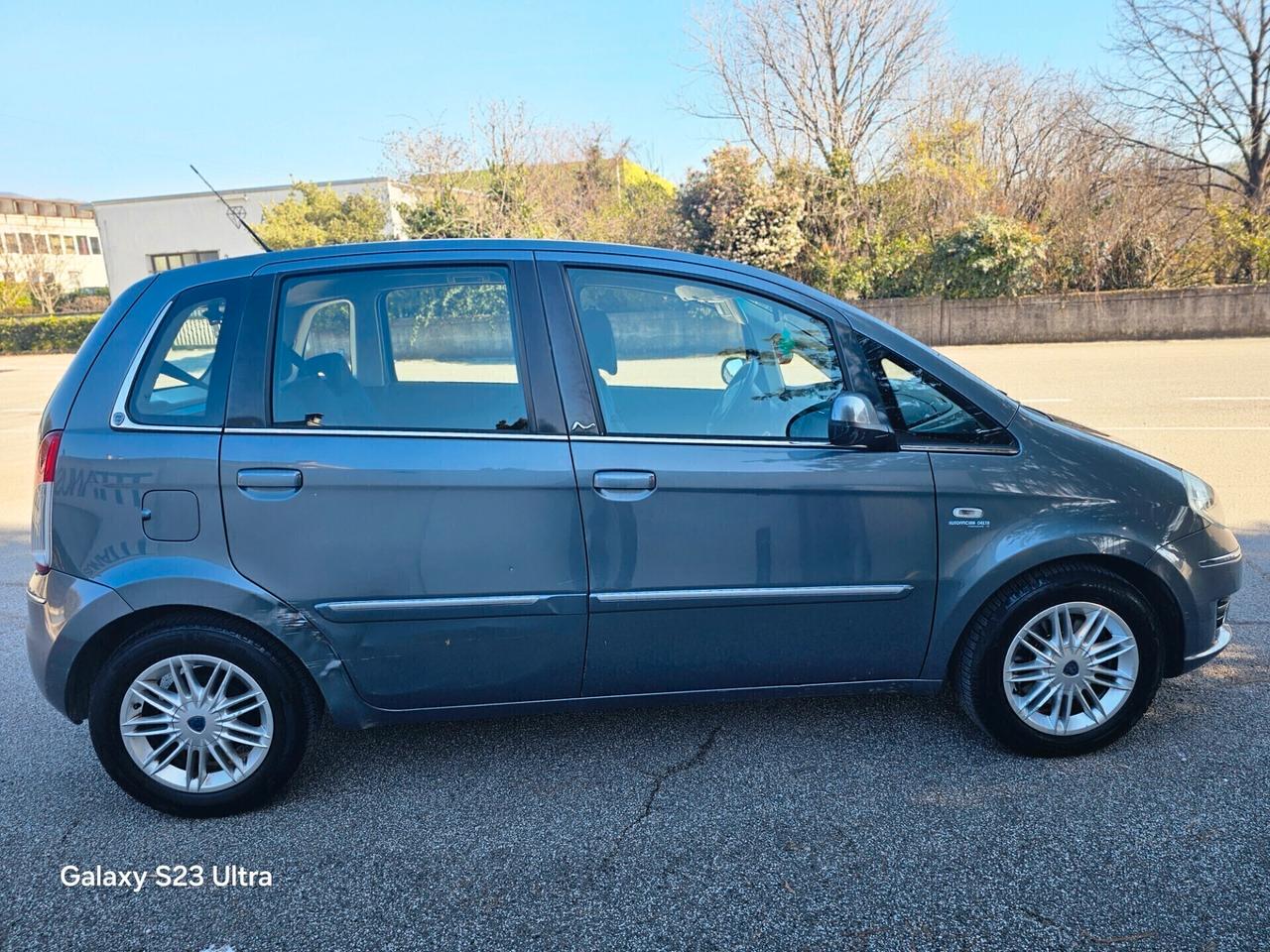 Lancia MUSA 1.2 DIESEL OK PER NEOPATENTI ANNO 2010