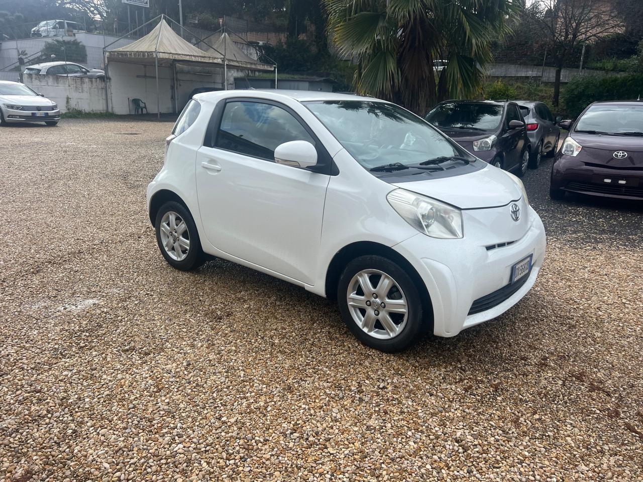 Toyota iQ 1.0 Multidrive