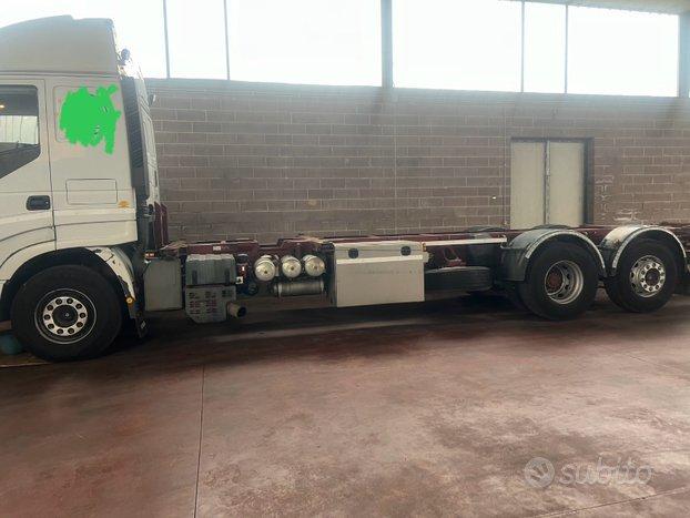 Iveco Stralis 480 Manuale 3 Assi Scarrabile