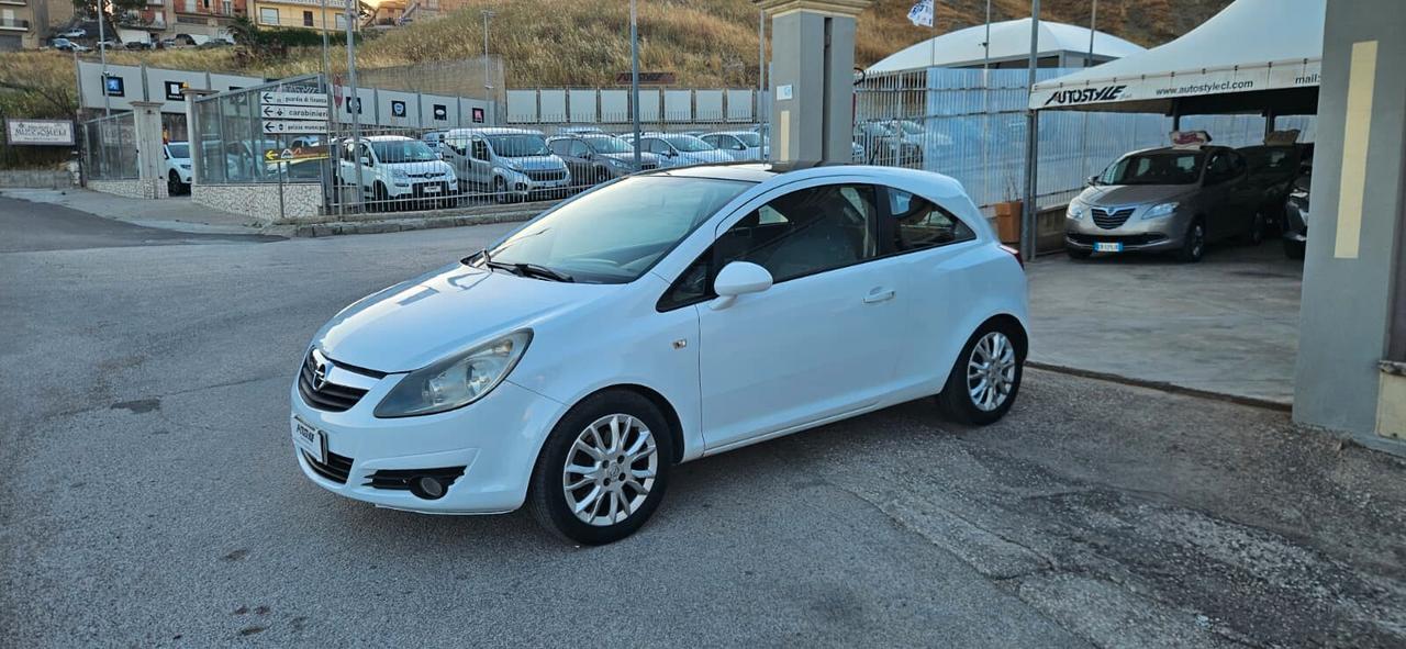 Opel Corsa 1.3 CDTI 90CV 3 porte Cosmo