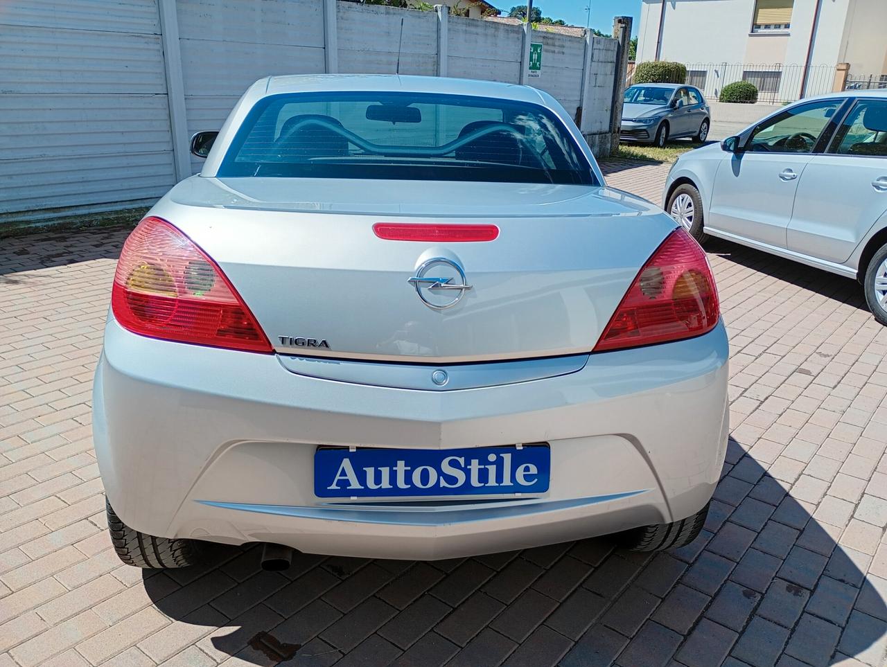 Opel Tigra TwinTop 1.4 16V Sport