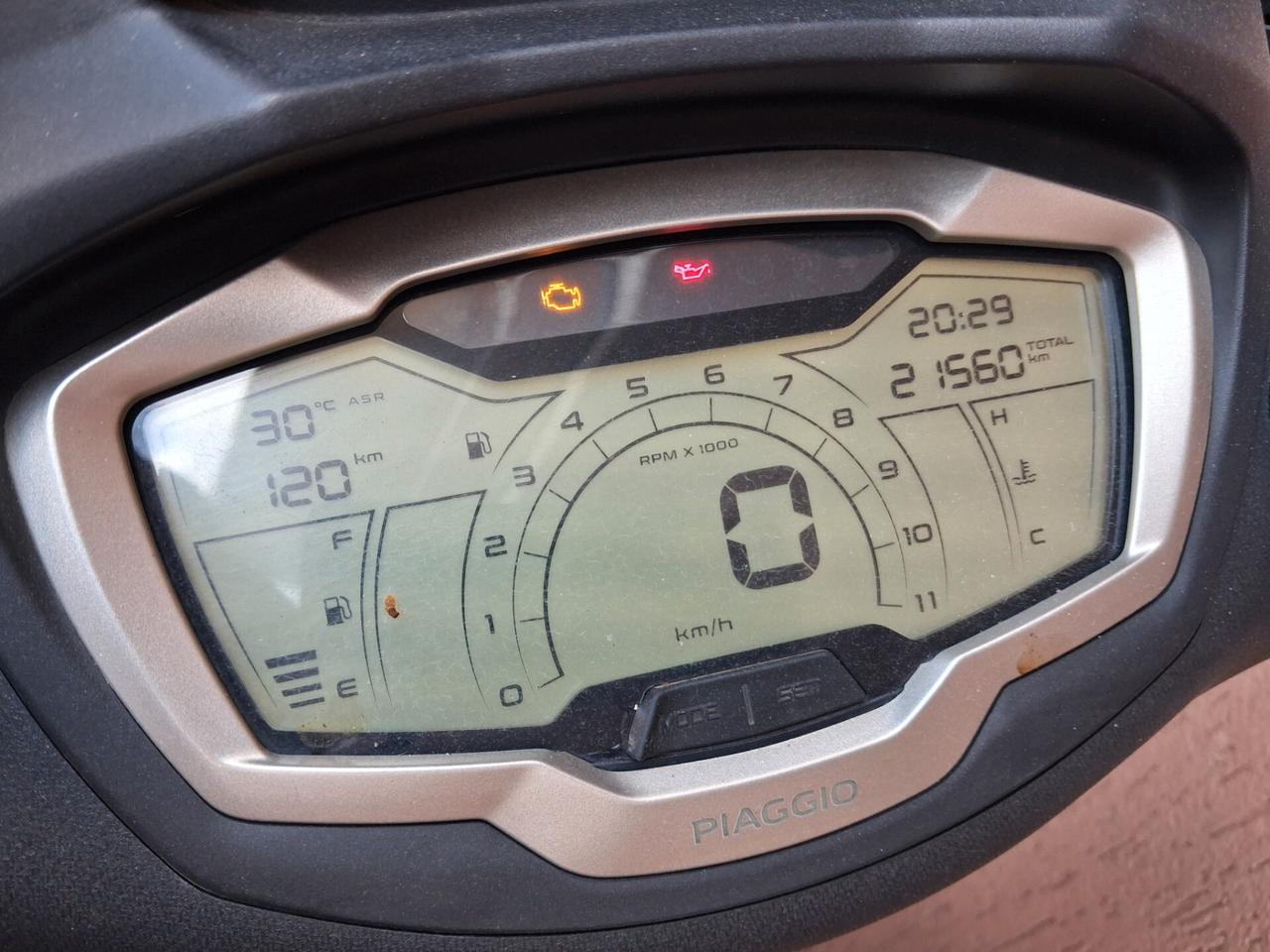 Piaggio Beverly 400 i.e. HPE