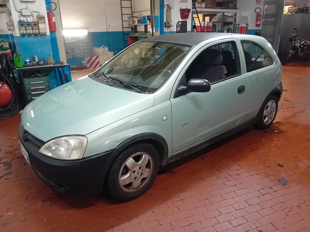 Opel Corsa 1.2i 16V cat 3 porte Elegance
