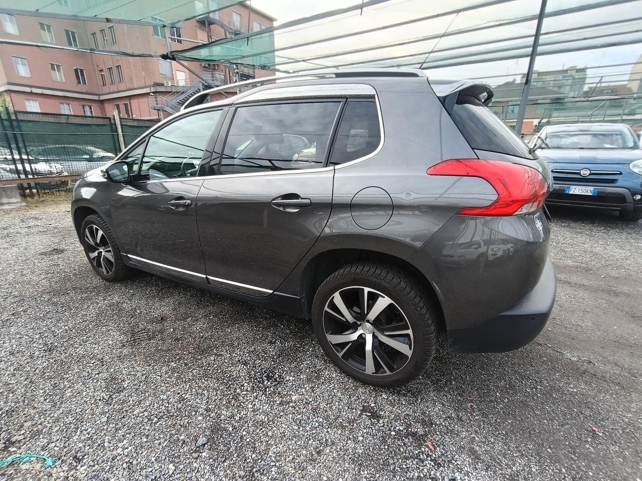 Peugeot 2008 BlueHDi 100 Allure