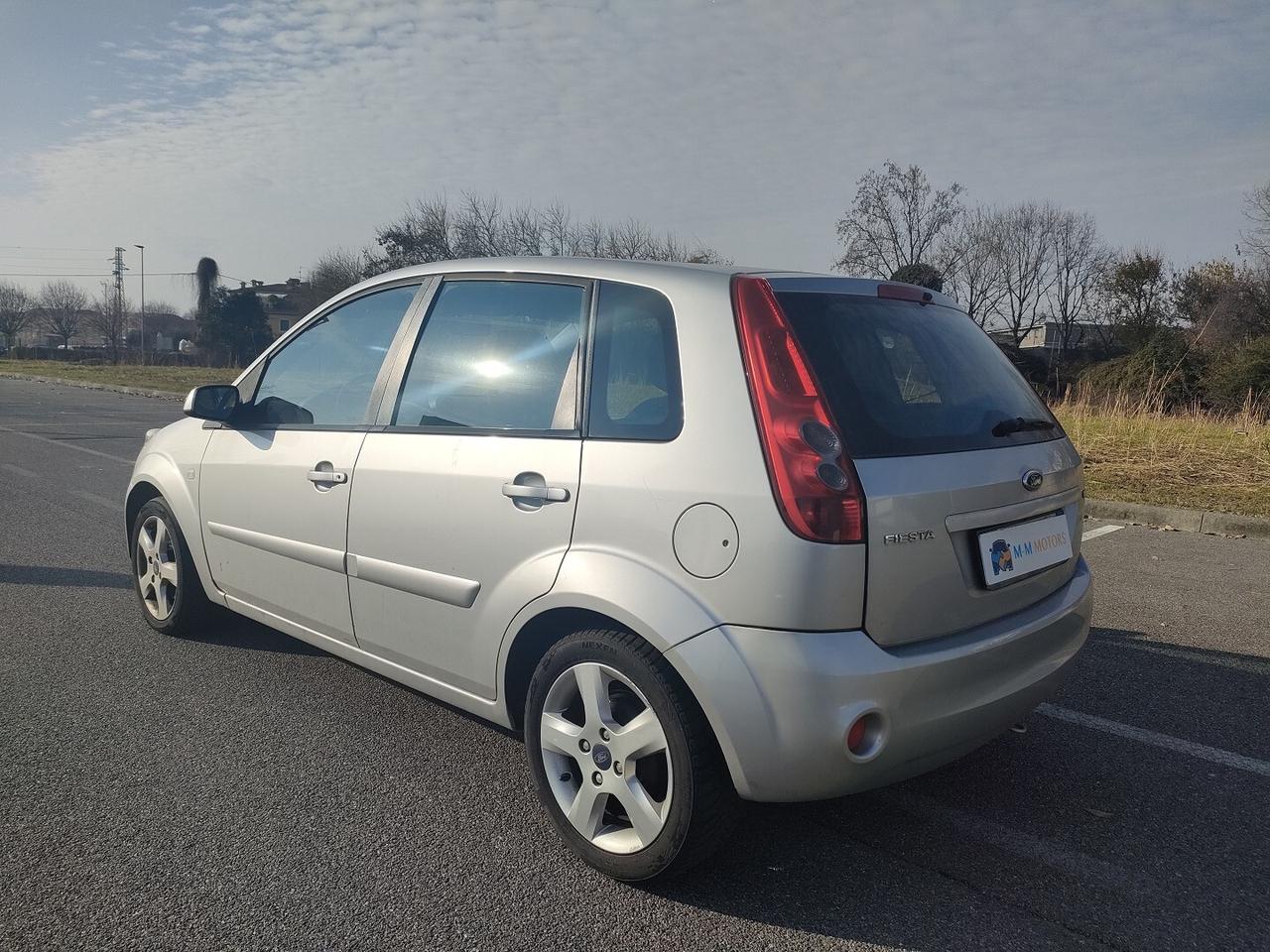FORD Fiesta 5p 1.4 tdci Titanium