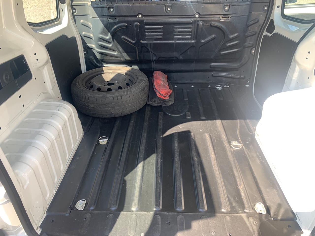 Fiat Fiorino 1.3 Multijet 95cv - 2021