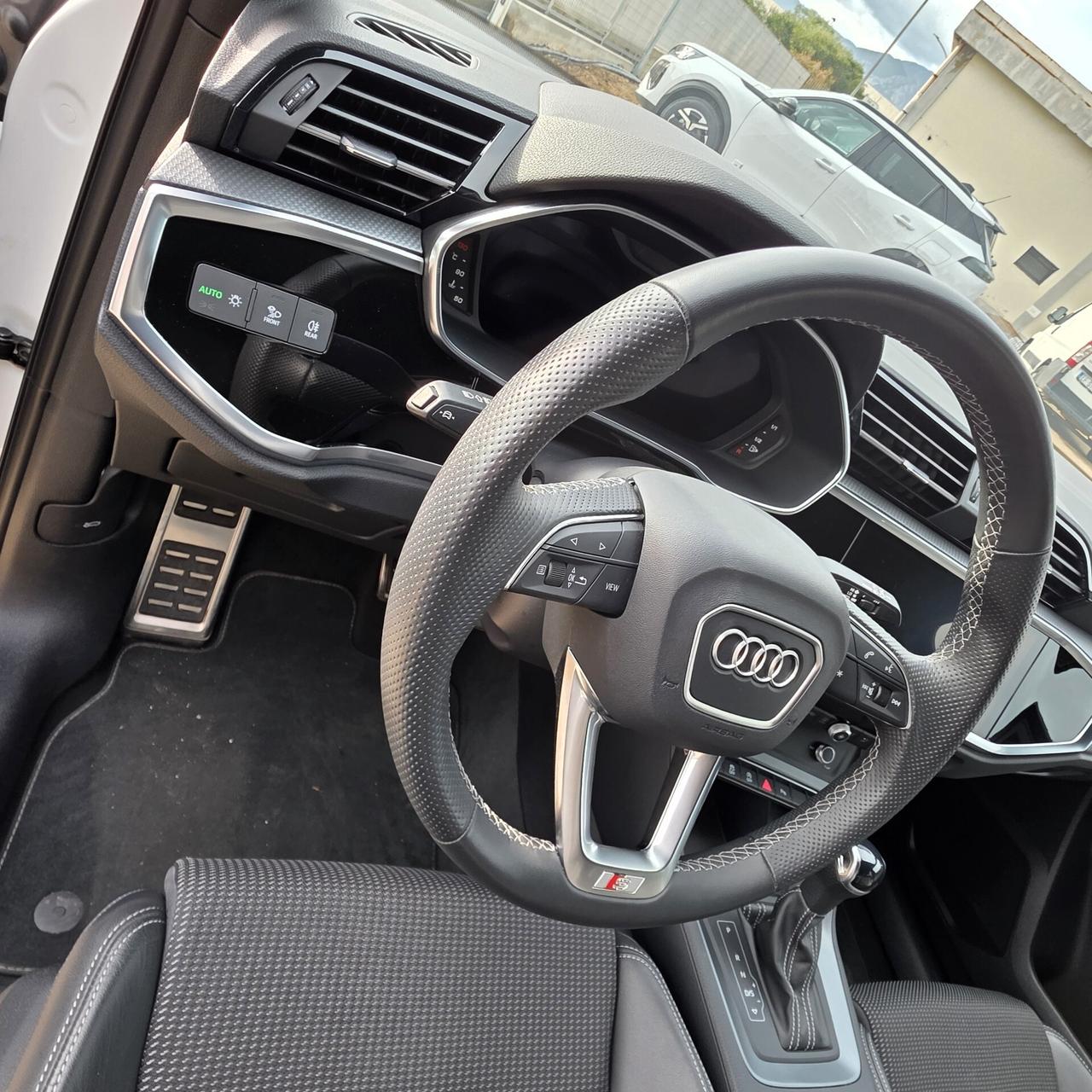 Audi Q3 SPB 40 TDI 193 CV quattro S tronic Sline edition IVA Esposta