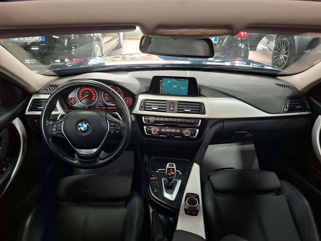 Bmw 320d xDrive Touring Luxury TETTUCCIO