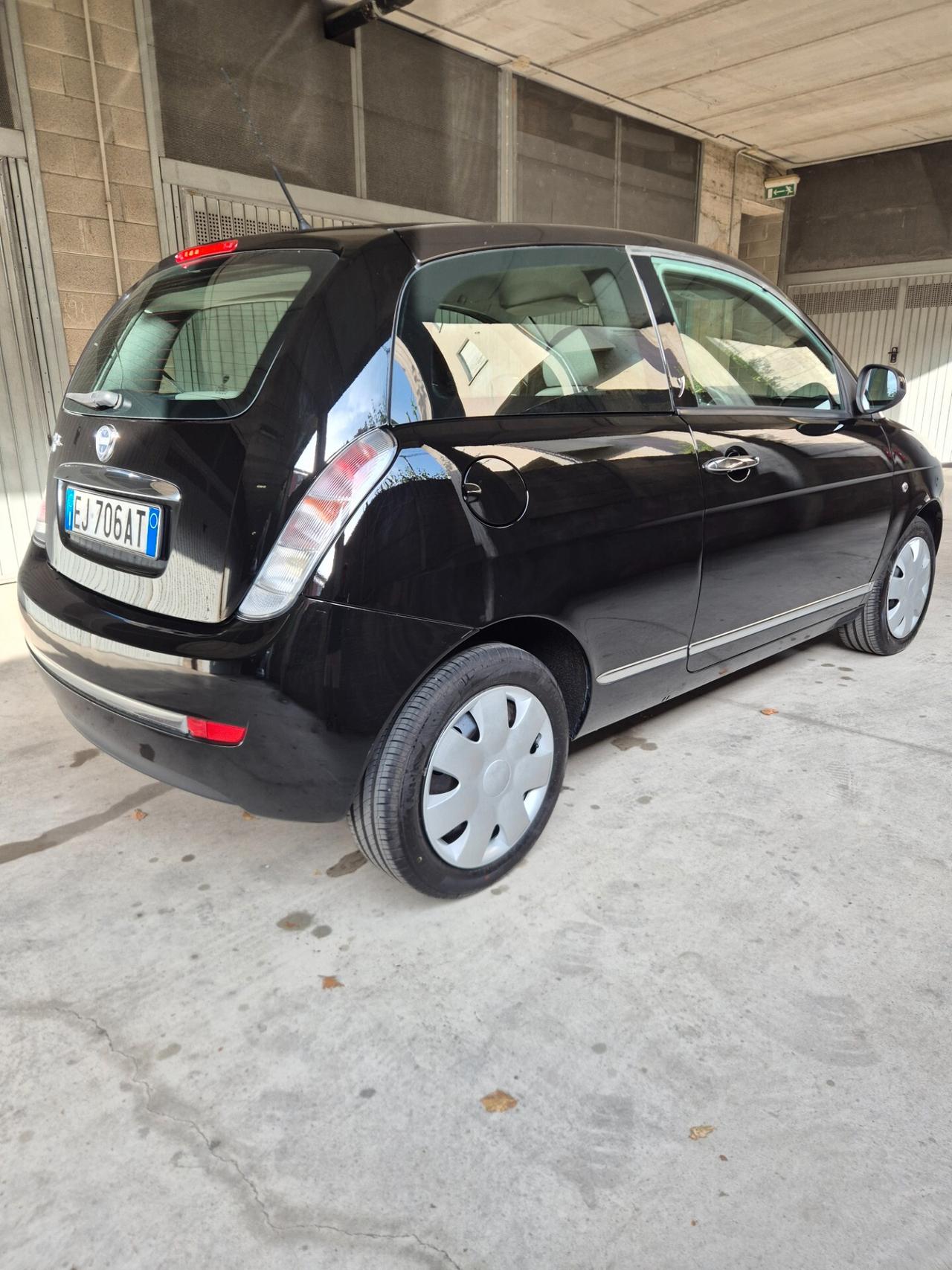 LANCIA YPSILO PLATINUM EURO 5 BENZINA