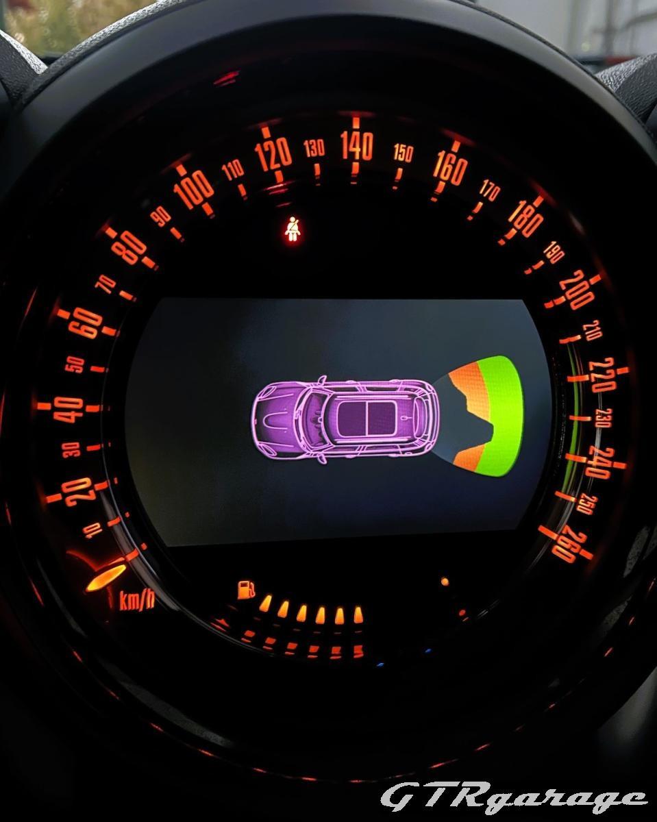 MINI - Countryman - Cooper D Business