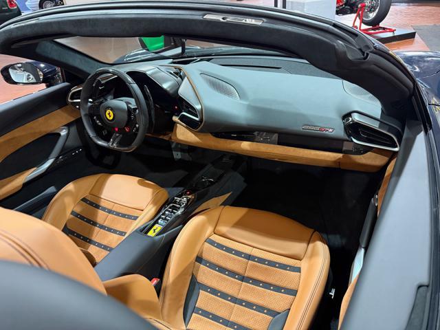 FERRARI 296 GTS Blu Pozzi -FULL CARBON-Lifting-Daytona