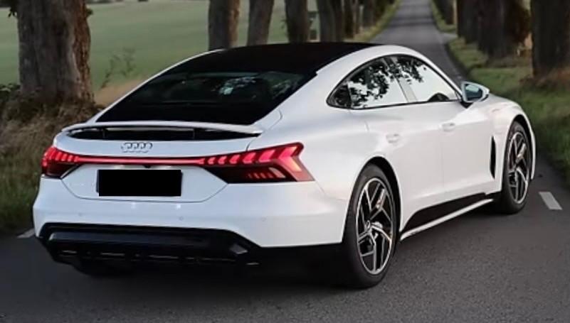 Audi E-tron GT quattro
