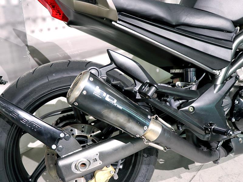 Cagiva V-Raptor 1000