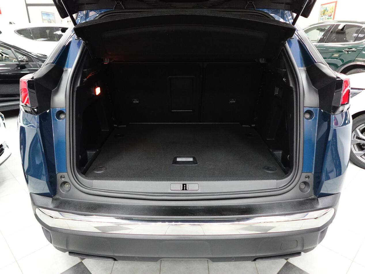 Peugeot 3008 II 1.5 BlueHDI 130 CV EAT8 A_PACK Cat. N1
