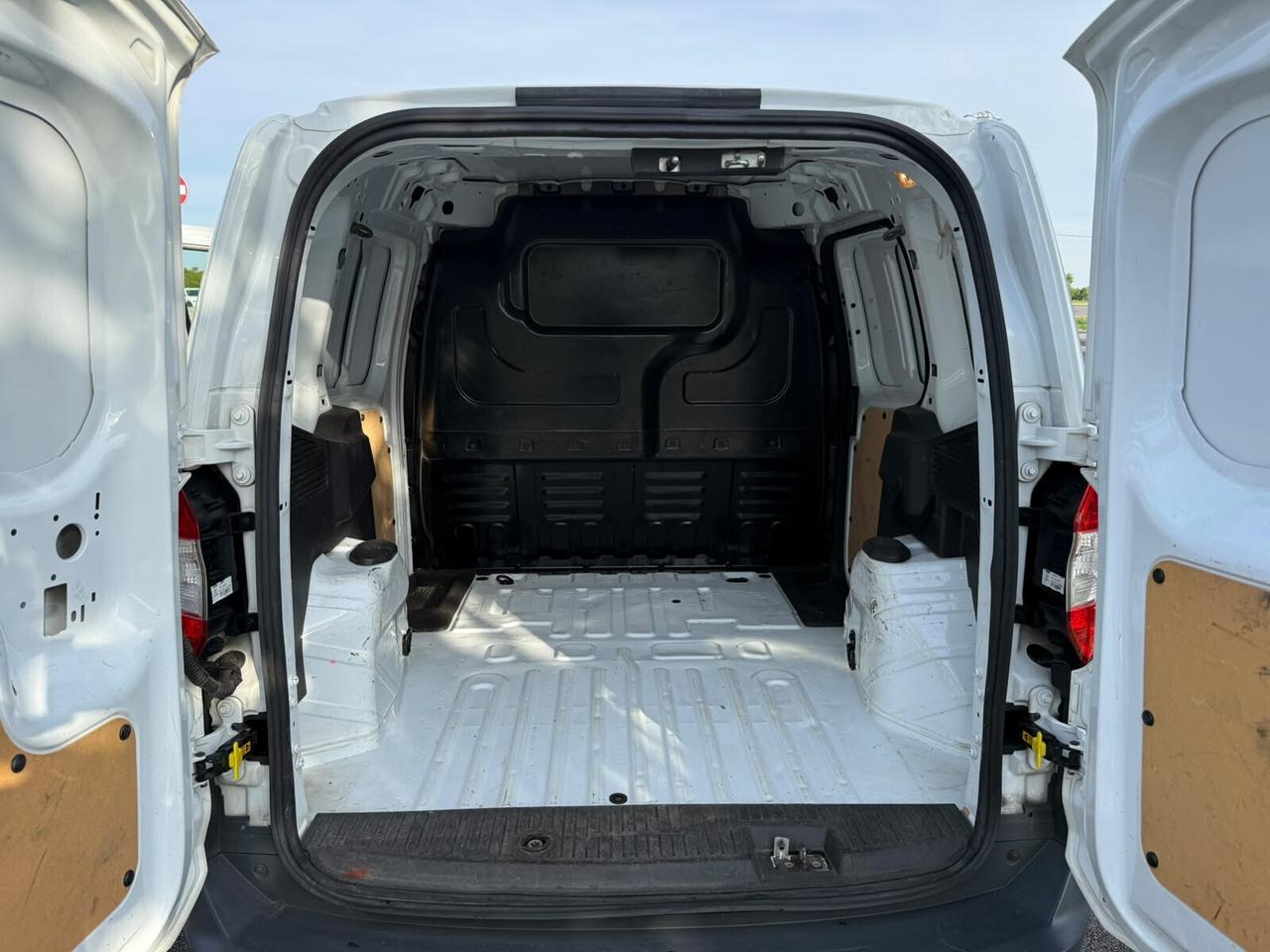 Ford Transit Courier 1.5 TDCi 75CV Van Trend