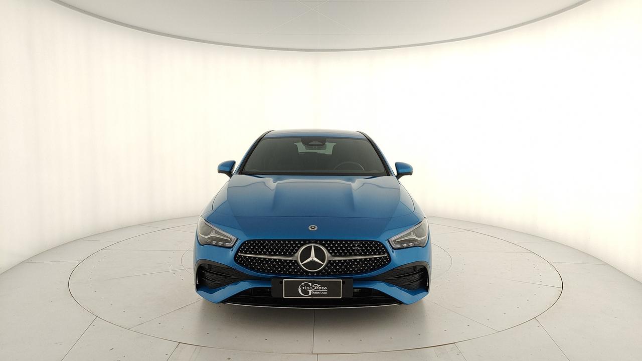 Mercedes-Benz CLA Shooting Brake 200 d AMG Line Premium Plus auto