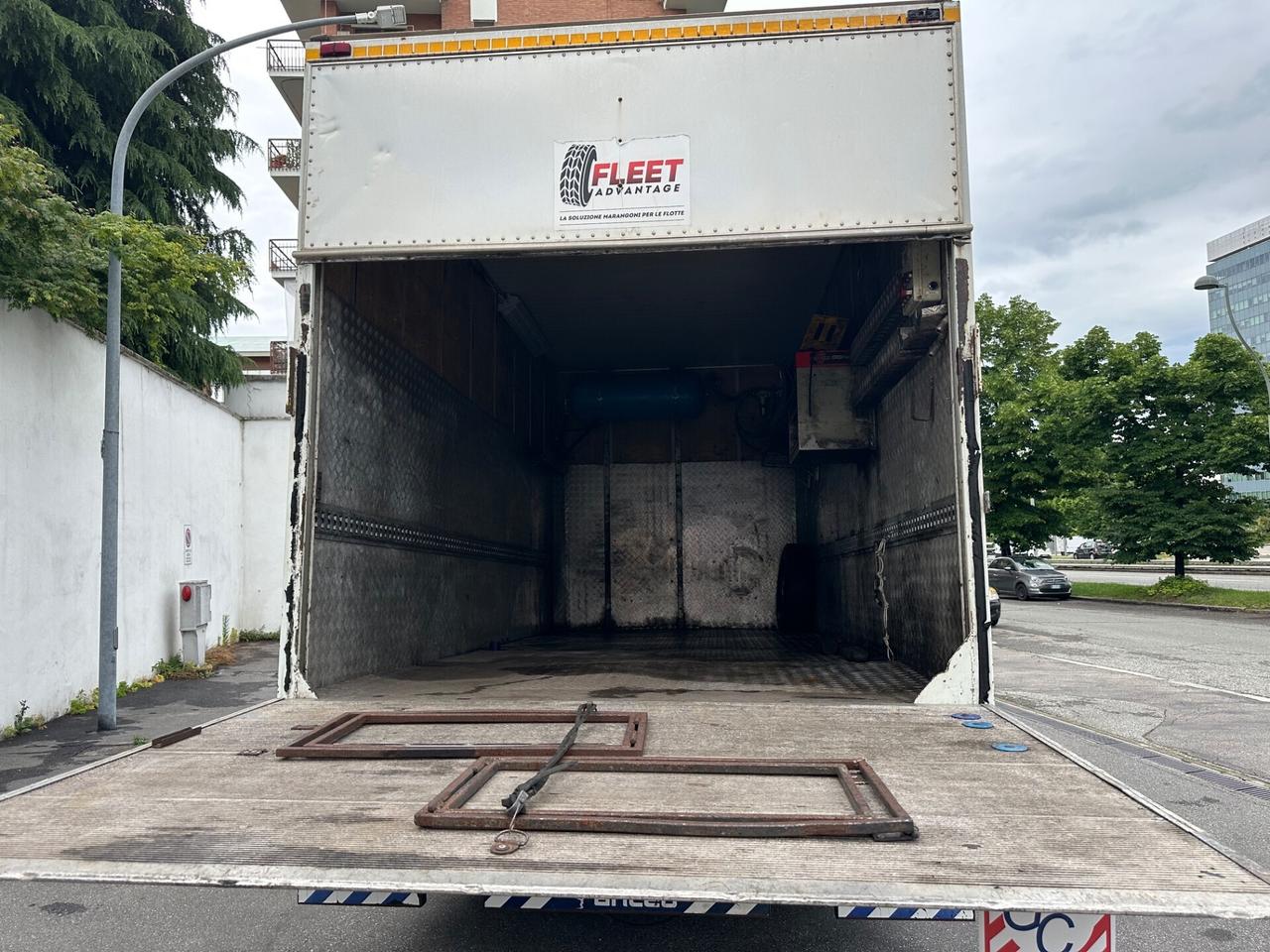Iveco Daily Allestimento auto officina mobile completamente attrezzata