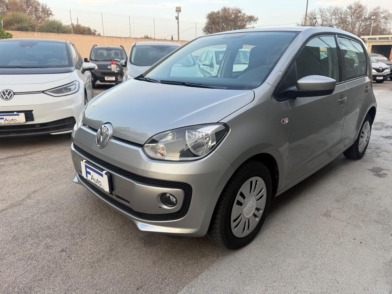 Volkswagen up! 1.0 5p. eco move BlueMotion Technology,128.892 km